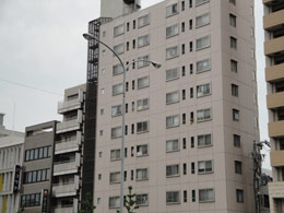 �O�����h�p���X�x��