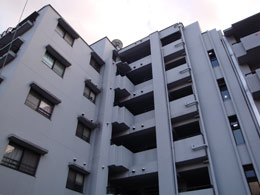 �V�����}���R�[�|�R�Ȟ���