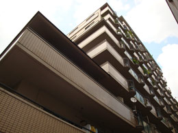 �p�[�N�e���X���R